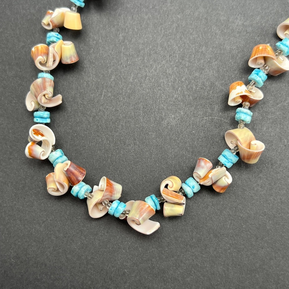 Boho Shell Necklace Blue Brown White Spiral Beachy 17" - Picture 3 of 7